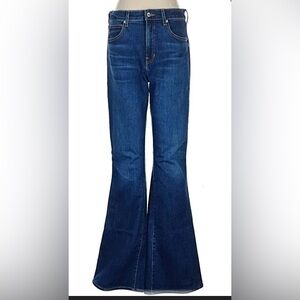 Veronica Beard Women's Blue Flared Jeans (Never Worn)